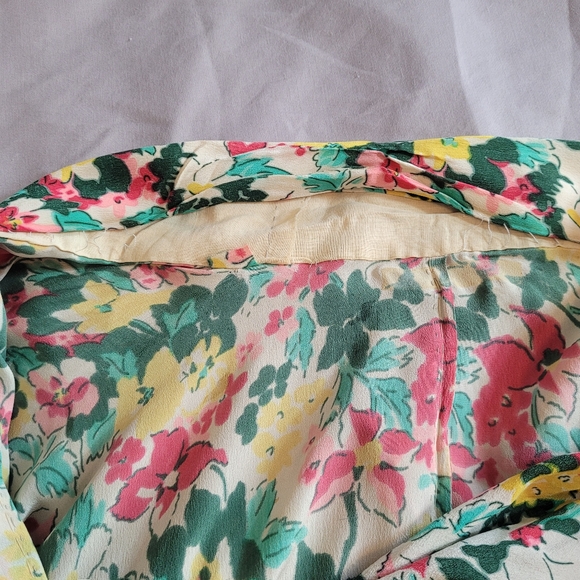 Vintage Floral Kimono Style Dressing Robe - Picture 11 of 13